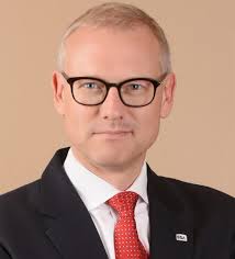 Prepare for challenges to stay relevant, say maritime leaders