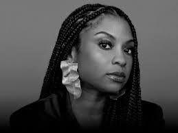 Victoria Mason's Instagram, Twitter & Facebook