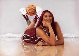 Kamilla Cardoso | Year 4 ❤️‍🔥 | Instagram