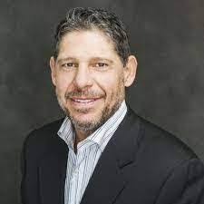 David Farhat's Instagram, Twitter & Facebook