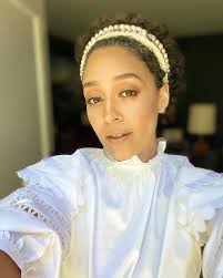 Tia Mowry