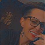 Mindy Doss's Instagram, Twitter & Facebook