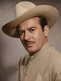 𝗖𝘂á𝗹 𝗳𝘂𝗲 𝗹𝗮 ú𝗹𝘁𝗶𝗺𝗮 𝗰𝗮𝗻𝗰𝗶ó𝗻 𝗾𝘂𝗲 𝗴𝗿𝗮𝗯ó 𝗣𝗲𝗱𝗿𝗼  𝗜𝗻𝗳𝗮𝗻𝘁𝗲?... Durante la última semana de diciembre de 1956 regresa a  la ciudad de México para preparar su gira por algunos países como Panamá