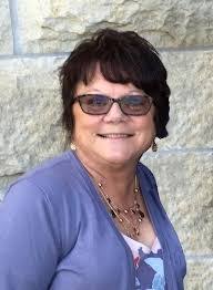 Bev Henry's Instagram, Twitter & Facebook