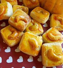 Resepi biskut raya pertama kami buat kali ni ialah biskut red velvet yang rangup dan sedap. Resepi Biskut Gajus Yang Sedap Dan Rangup Koleksi Resepi Mudah