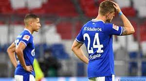 Wir haben in der länderspielpause die möglichkeit gehabt, den einen oder anderen langzeitverletzten wieder im. Schalke Merana Akibat Terjerembab Di Dasar Klasemen Bundesliga Warta Kota