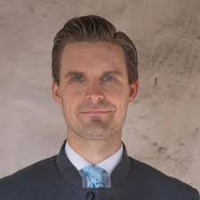 Erik Westerlind على X: "Ikväll begår jag min första konsert som dirigent  för @sofiakyrkokor. Ser fram emot att få göra en massa vacker musik  tillsammans med dem! För den nyfikne: Sofia kyrka