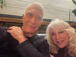 who can pick up an armoire near Brevard and bring it to Cedar Mountain?