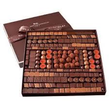 La Maison Du Chocolat Boite Maison Want This Giant Box Of Chocolate Truffle Boxes Chocolate Chocolate Milk