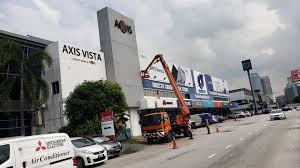 Newriver reit specialises in commercial property investment in the uk retail and leisure sector. Maybank Ib Research Keeps Ytl Reit As Top Buy The Star