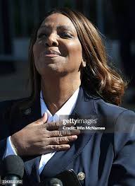 Protesters rally outside the Walter E. Hoffman United States... News Photo 