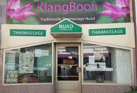 Seit dem 8.3 es werden grifftechniken wie effleurage (streichung), petrissage (knetung), friktion (reibung) und tapotement (klopfung). Klang Boon Massage Startseite Facebook