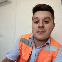 20+ perfiles de «Enzo Figueroa»