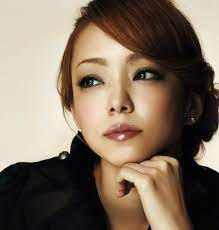 安室奈美恵 スキンケア メイク 美容法まとめ 安室奈美恵 アイメイク 眉 整え方 なりたい目元になるアイメイク