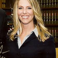 Lacy Fields (lacyfieldslaw@)