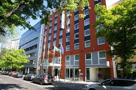 Guests can use the business centre at holiday inn express berlin city centre. Hotel Holiday Express Kurfurstenstrasse Berlin Elektrobau Sud
