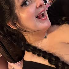 Tinted moisturizer with spf, eyebrow gel, highlighter