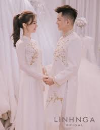 Hãy chọn cho mình một một bộ đồ cưới tuyệt đẹp cùng áo dài truyền thống trong ngày cưới. Kinh Nghiá»‡m Chá»n Thue Ao Dai CÆ°á»›i It Ai Chá»‰ Báº¡n Vay CÆ°á»›i Cao Cáº¥p Linh Nga Bridal