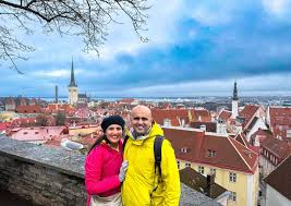 📍 Tallinn, Estonia 🇪🇪 Swipe ⬅️ left for some stunning views of Tallinn  old town! 🤩😍 And