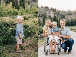 Family Pictures With Wheelchair Frank Family In Tony Grove Family Picture Poses Fall Family Pictures Family Picture Outfits