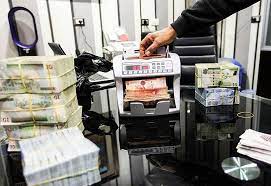 Real money is printed on true presses and the ink is pushed onto the paper under pressure. Russia Denies Making Fake Money For Libya As The Us Claims Atalayar Las Claves Del Mundo En Tus Manos