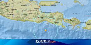 Gempa bumi terjadi di malang, jawa timur. Gempa 6 2 Sr Getarkan Jawa Timur Warga Kaget Dan Lari Keluar Rumah