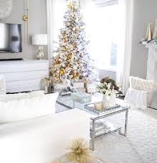 Elegant Gold And White Christmas Living Room Decor Ideas Setting For Four