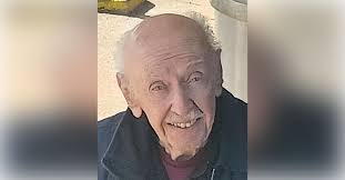 Saul Schwartz's Instagram, Twitter & Facebook