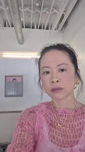 Big news: tonight's opening is our second to last in our Brookline space.  We are moving! Details of the new space to come later in the year. For now,  celebrate Oliver Jeffers and our nearly 5 years in ...