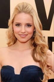 Danielle Newcomb (daniinewkk)