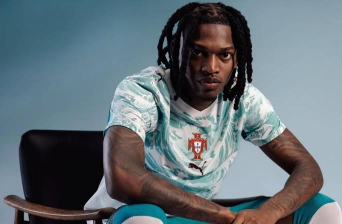Galatasaray Leao'nun Sağlık Raporunu Bekliyor