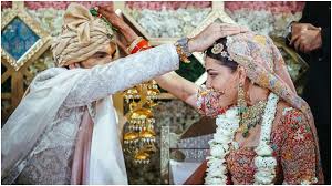 Bollywood actress yami gautam has tied the knot with national award winning director aditya dhar, who is famous for his 2009 bollywood film, uri: Dated For About 3 Then We Were Friends For 7 Kajal Aggarwal Narrates Her Heartfelt Love Story With Gautam Kitchlu