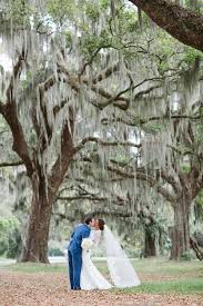 St Simon S Island Wedding By The Willetts Southern Weddings St Simons Island Wedding Island Weddings Georgia Wedding Venues