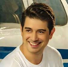 Ian Veneracion personal life. Stephen Ian Lopez Veneracion professionally  known as Ian Veneracion born February 7, 1975 is a Filipino actor and  singer. His father is renowned painter Roy Veneracion, while his