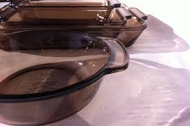 4 Vintage Brown Glass Baking Dishes Bakeware In Brown Glass Etsy Bakeware Set Baked Dishes Glass Baking Dish