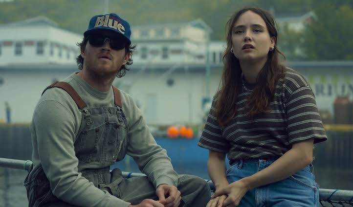 Josh Hartnett Fights to Protect Son Charlie Heaton in Netflix's Sea Creature  Thriller 'Below' - Watch the Trailer | Just Jared - Celebrity News and  Gossip | Entertainment