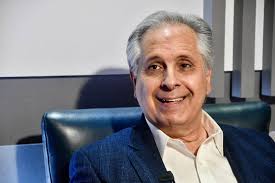 ATALLAH RECORRE SECTOR LOS KILÓMETROS Y REAFIRMA COMPROMISO DE CONSTRUIR  UNA NUEVA CAPITAL