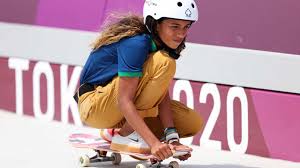 A caçula da delegação brasileira em tóquio encoraja, com sua trajetória, meninas e meninos a praticarem o esporte. Dryl5puraqfm M