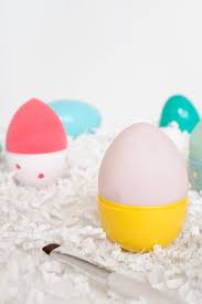 3 blending out makeup with beauty blender. Eggcellent Diy Beauty Blender Case Ctrl Curate