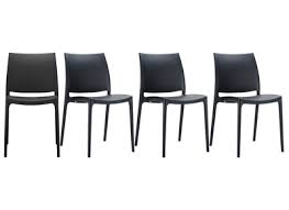 Une chaise design est à la fois esthétique, adaptable et fonctionnelle un véritable plus pour votre décoration. Chaise Design Et Confortable Pour Salon Et Cuisine Miliboo
