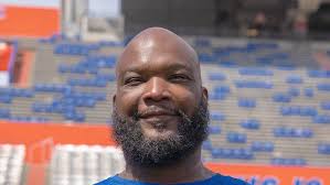 Reggie McGrew a 'huge asset' to Gators strength staff, D-linemen