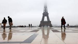 Alors oui, semaine 1, c'était un peu le chamboule tout. Covid 19 Paris Eyes Strict Lockdown That Would Then Allow City To Reopen Everything