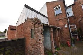 Actual total house would be 3 bedroom, 2 bath, living room, small kitchen, attached single car no parapet construction. Properties For Sale In Birmingham Rightmove