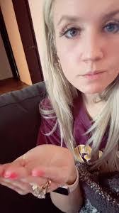 Emma Dillingham's Instagram, Twitter & Facebook