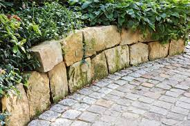 Tipps für den bau von trockenmauern.… Trockenmauer Fur Den Garten Selber Bauen Selbermachen De