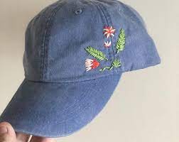 Pin By موكه و شوشه On قبعات In 2021 Embroidered Hats Custom Embroidered Hats Embroidery On Clothes