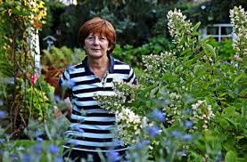 Ingrid h beck in england & wales, marriage index ingrid hasselbalch carter (born beck) in myheritage family trees (rita`s familie web site). Ingrid Beck Aus Riedenberg Prasentiert Ihre Grune Oase Und Nicht Nur Sie Auch Dieter Losch Aus Dem Steckfeld Offnet Seinen Garten Weitere Bilder Als Kleiner Vorgeschmack Zeigt Unsere Bildergalerie Stuttgarter Nachrichten
