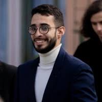 1600+ perfiles de «Franklin»