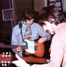 It sold for $615,203 (£330,000) at a cooper owen auction on 28 july, 2006 Paul Mccartney S Guitars In The Beatles Myrareguitars Com
