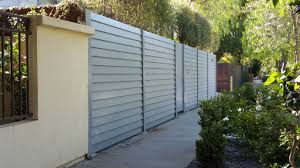 Everyday low prices & free shipping to your local tractor supply store! Modern Horizontal Wood Fence Gates Matching Utility Enclosure Venice 2 Built And Painted By Woodfenceexpert Com Blog Woodfenceexpert Com
